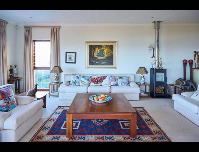 4 BEDROOM PROPERTY TO RENT IN SEASIDE LONGSHIPS